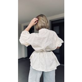 VIA delicate blouse 