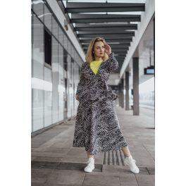 VIA made faboulos SPRING fine skirt