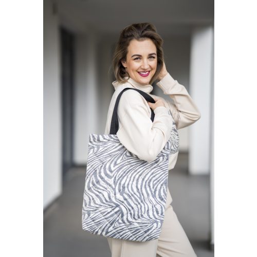 VIa MADE SOFT AW. tiger mood small shopper